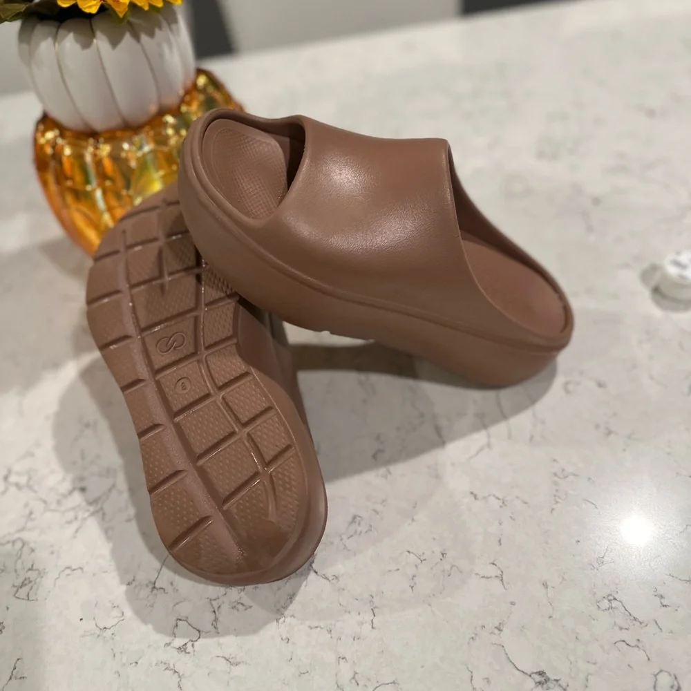 Slides - Picture 10 of 10